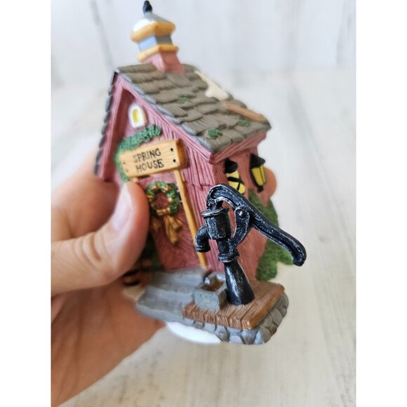 Spring House outhouse bathroom Xmas village water hydrant - Picture 7 of 9